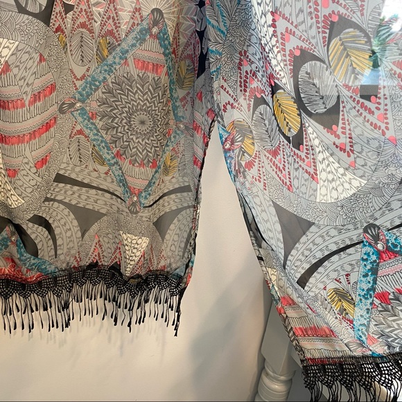 Persaya Bohemian Sheer Kimono Beach Coverup - Picture 7 of 14